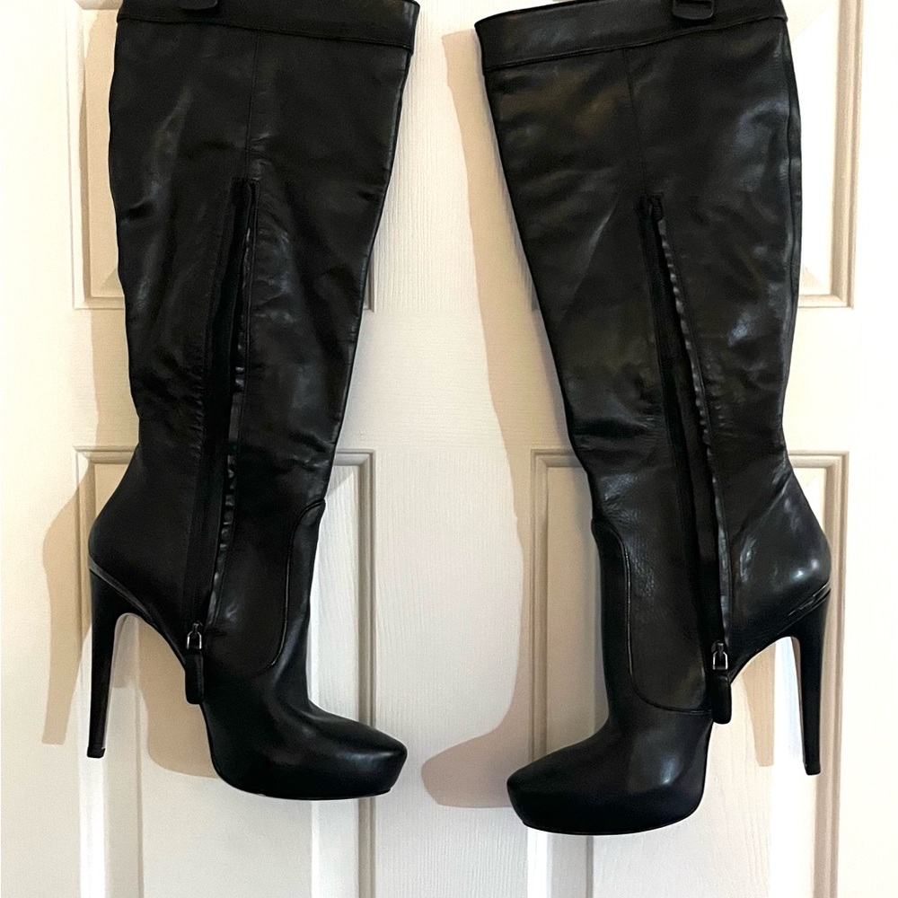 COPY - Sharp BCBG Maxazria black boots size 10.